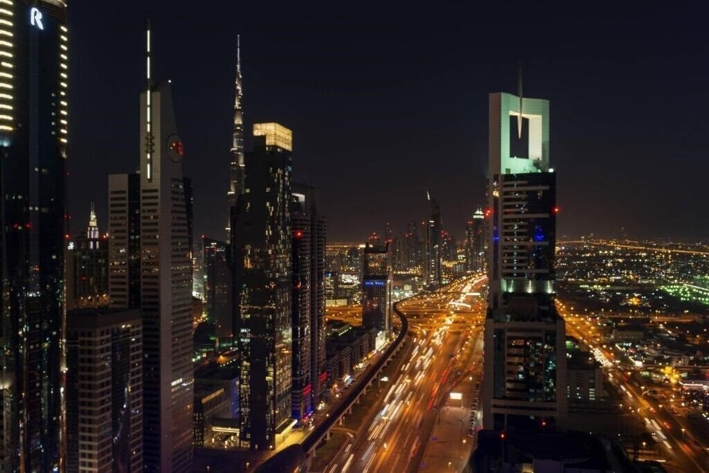 Фото Four Points by Sheraton Sheikh Zayed Road 4*
