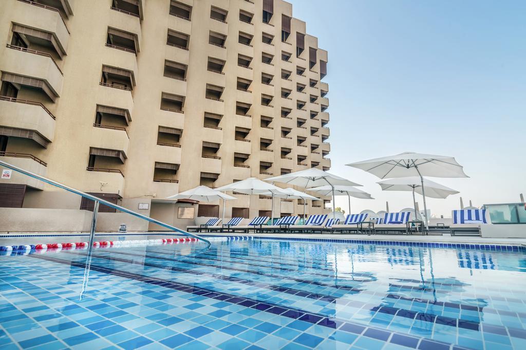 Готель Radisson Blu Dubai Deira Creek 4*