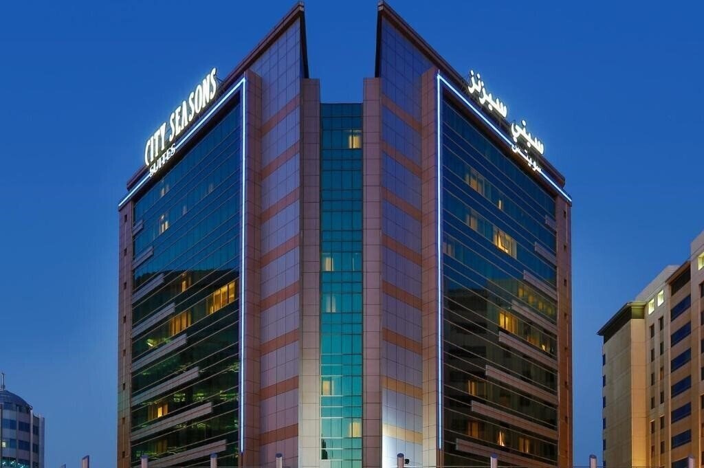 Готель City Seasons Suites 4*