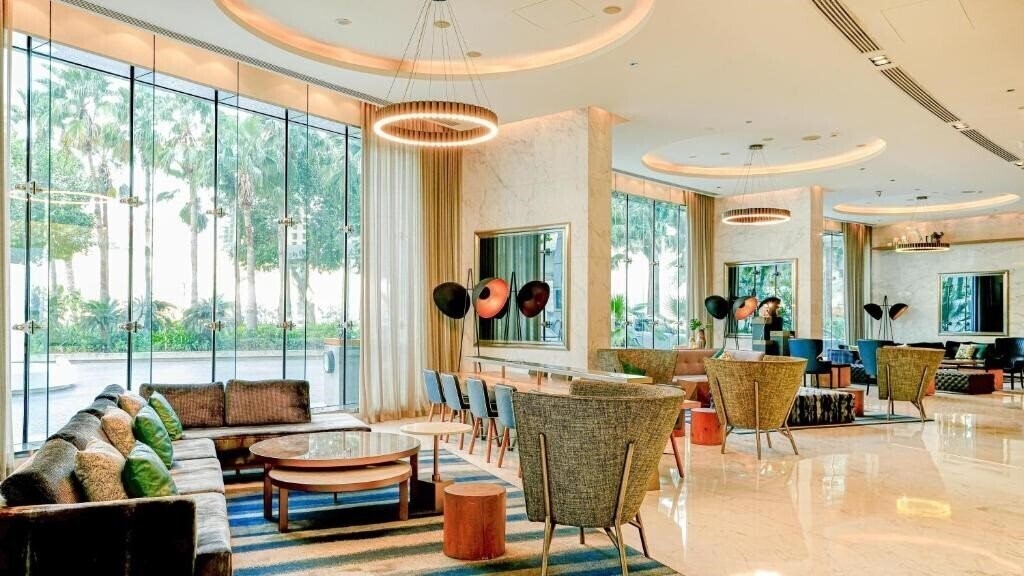 Отель Media One Hotel 4*
