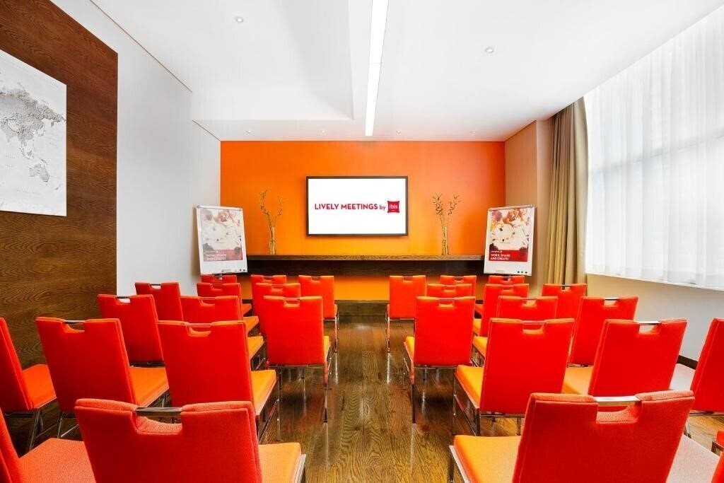 Картинка Ibis Hotel Al Rigga 2*