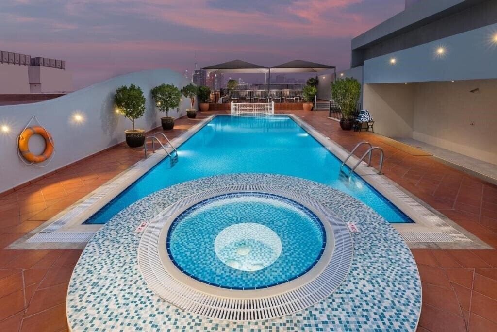 Изображение Savoy Crest Hotel Apartments 4*