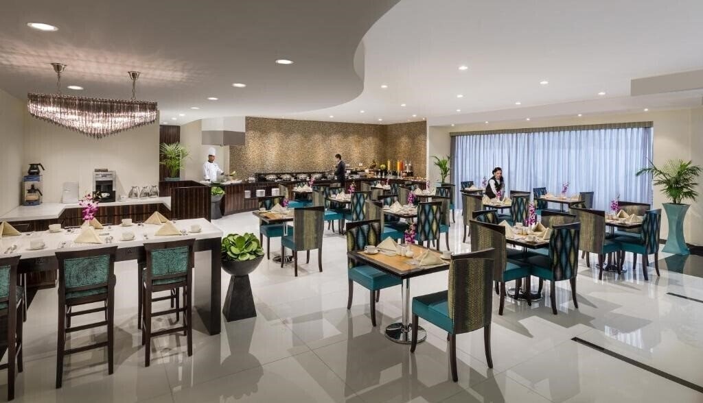 Картинка Savoy Crest Hotel Apartments 4*