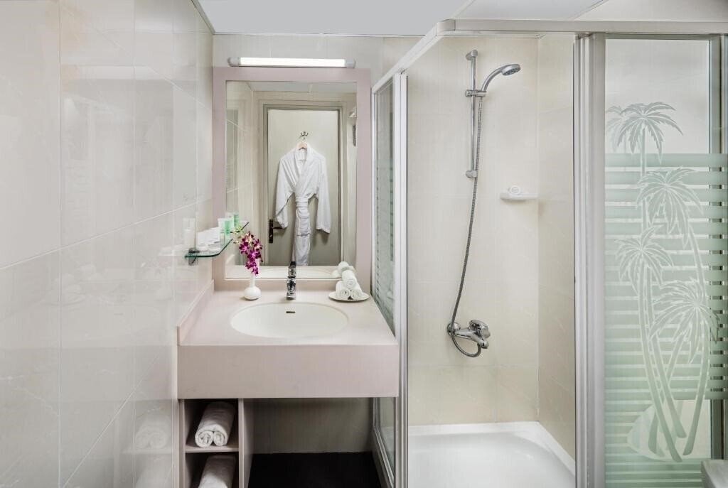 Фотографія Savoy Park Hotel & Apartments Std 3*