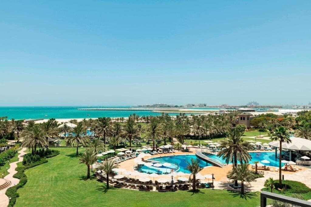 Готель Le Royal Meridien Beach Resort & SPA 5*