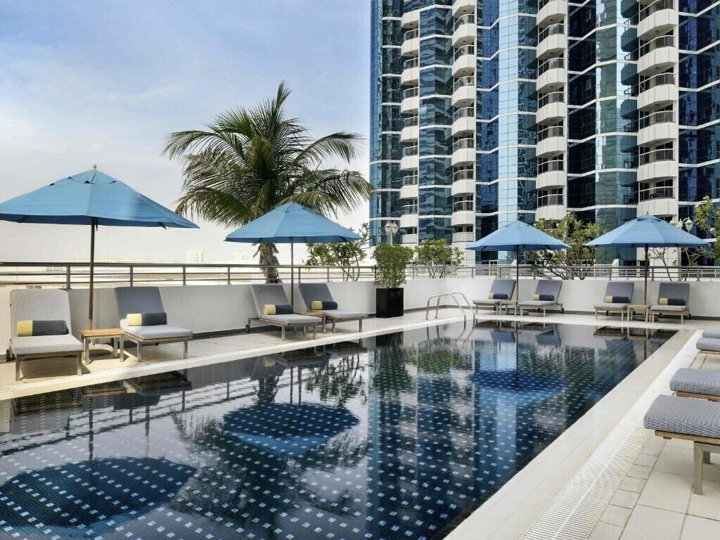 Фотографія Movenpick Hotel Jumeirah Lakes Towers 5*