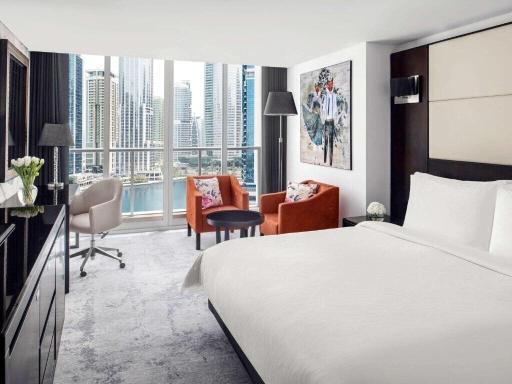 Картинка Movenpick Hotel Jumeirah Lakes Towers 5*