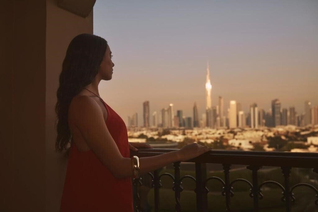Фото Four Seasons Resort Dubai at Jumeirah Beach 5*