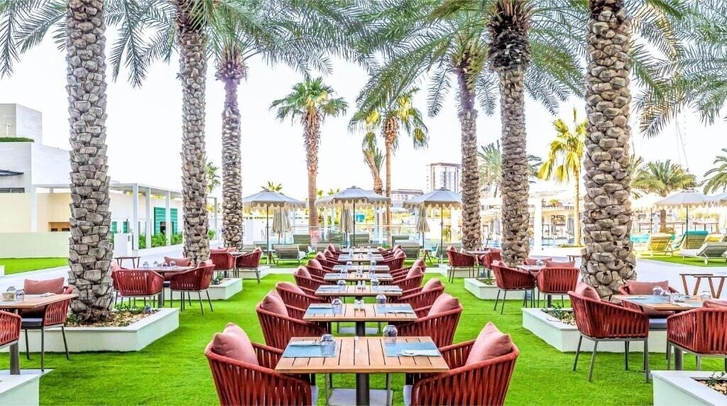 Фото DoubleTree By Hilton Dubai - Jumeirah Beach 4*