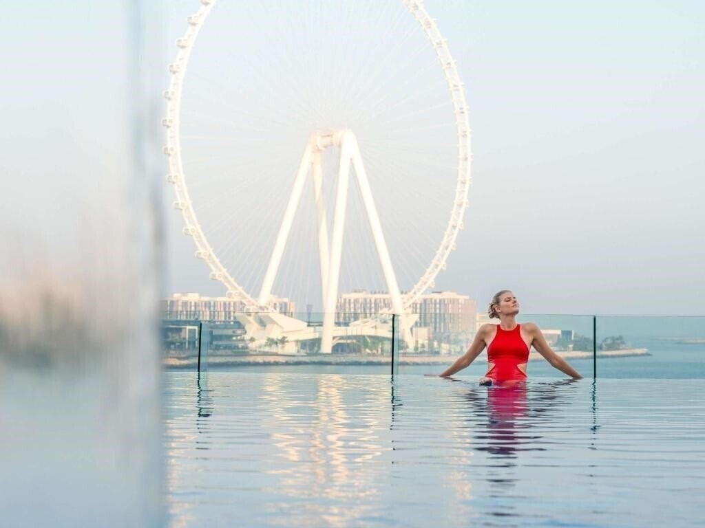 Готель Sofitel Dubai Jumeirah Beach 5*
