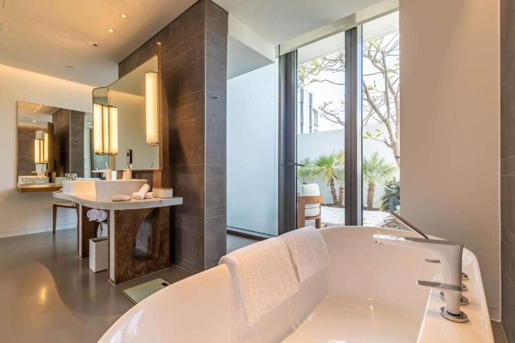 Фотографія Nikki Beach Resort & SPA 5*