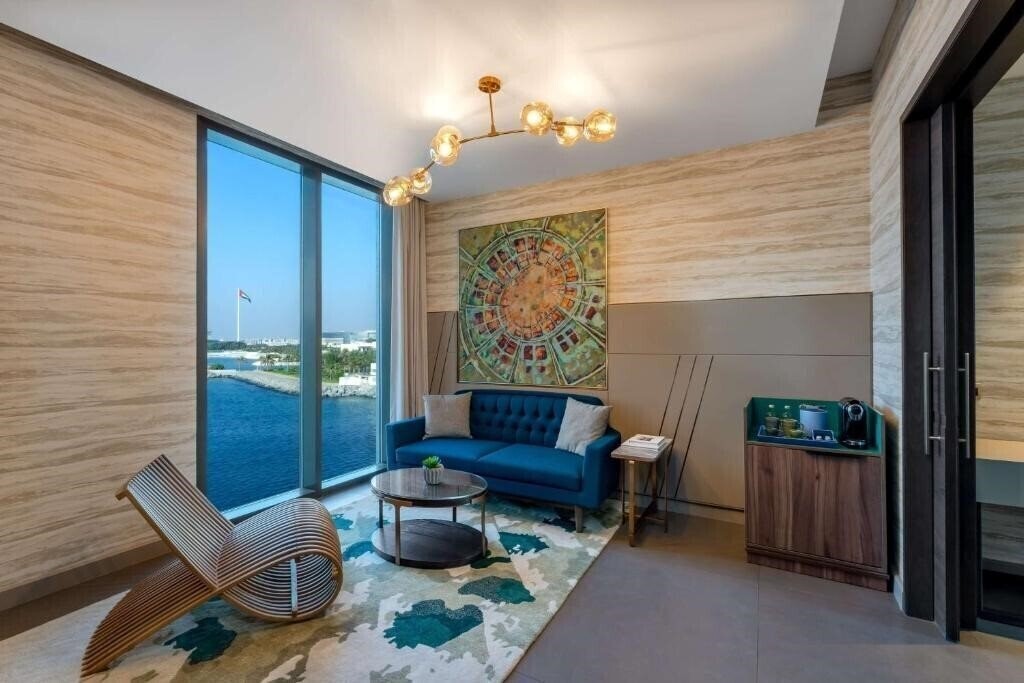 Фотографія Hyatt Centric Jumeirah Dubai 5*