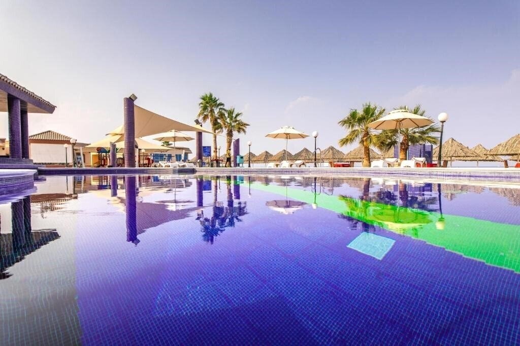 Фотография Royal Beach Hotel & Resort 4*