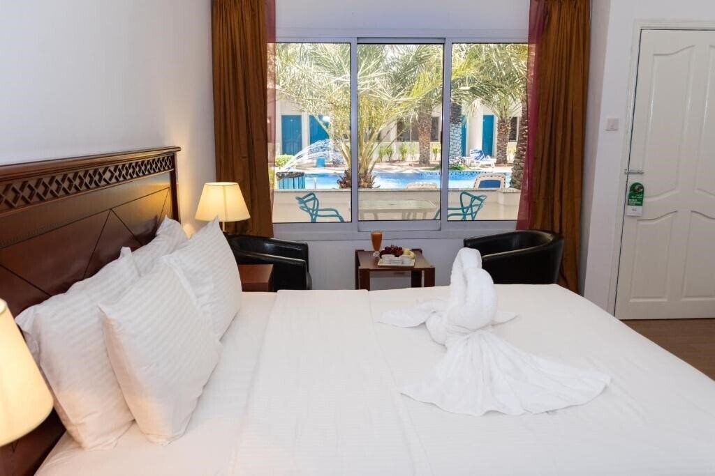 Фото Fujairah Hotel & Resort 3*