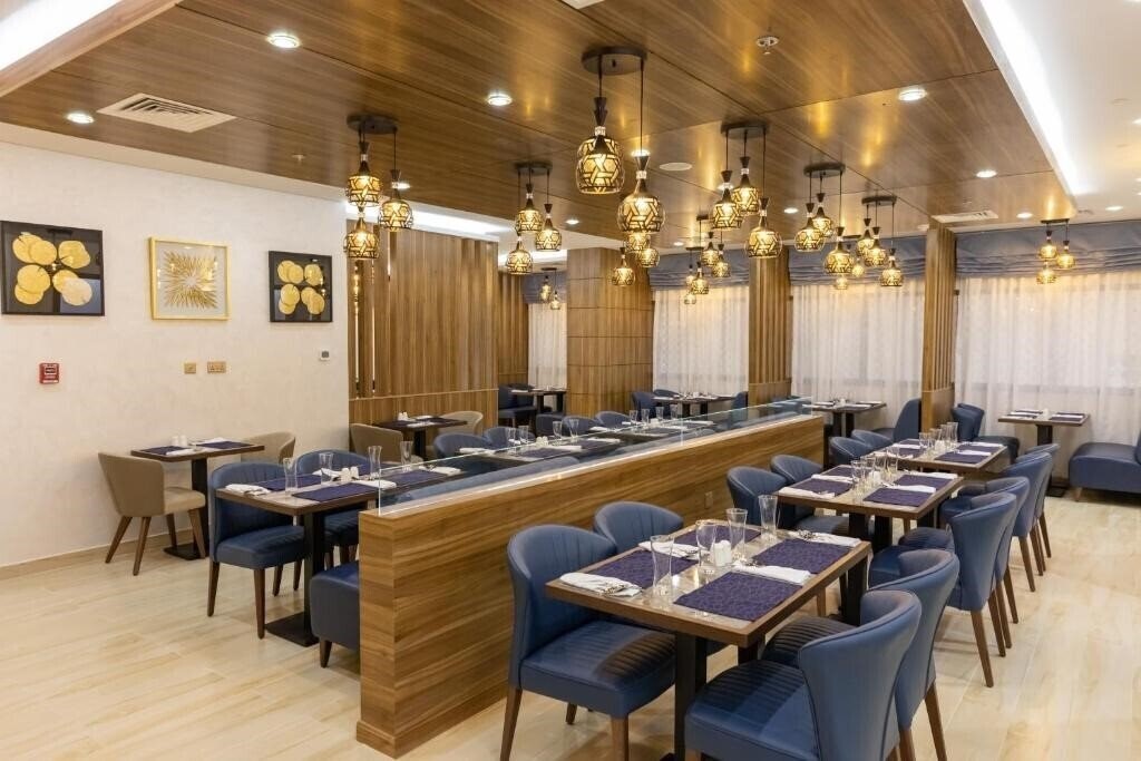 Изображение Platinum Coast Hotel Apartement 4*