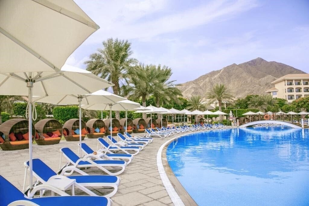 Фото Fujairah Rotana Resort 5*