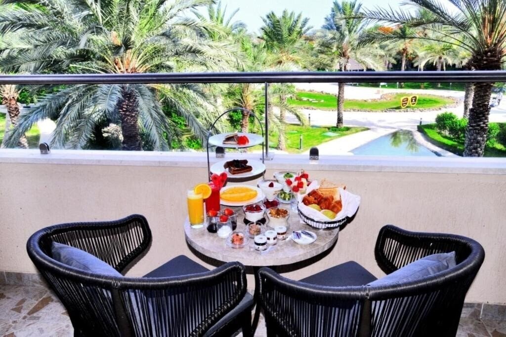 Фотографія Fujairah Rotana Resort 5*