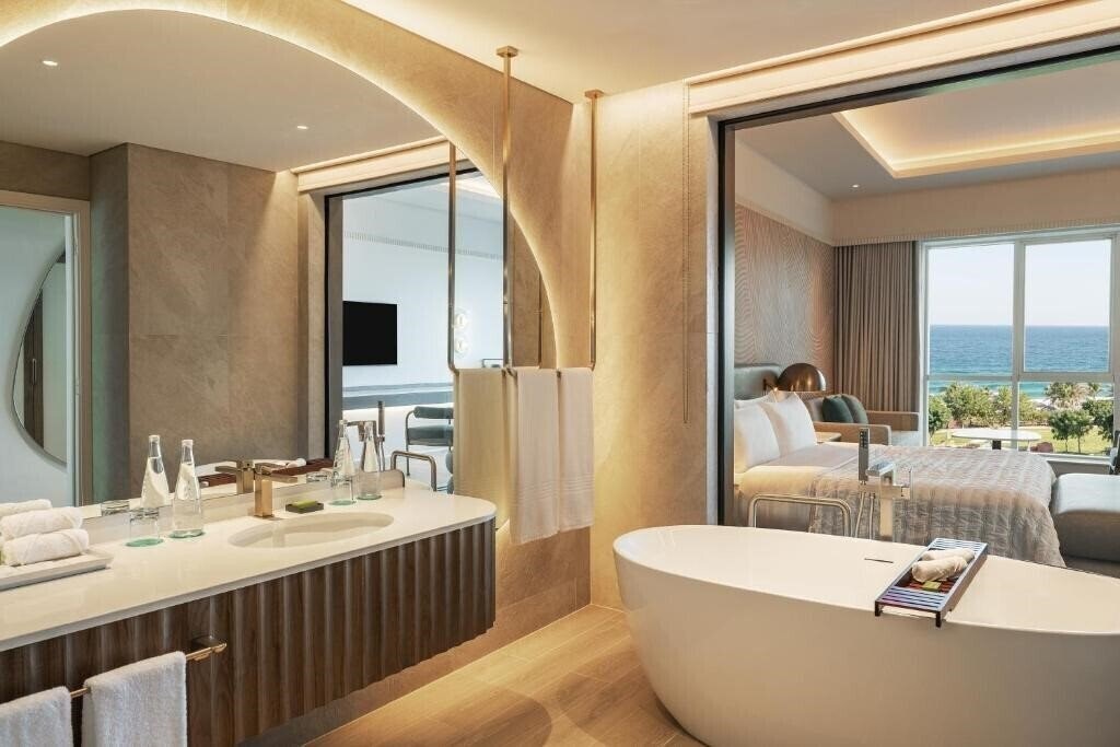 Фотография Le Meridien Al Aqah Beach Resort 5*
