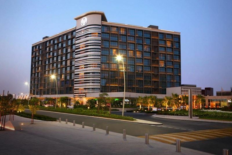 Готель Yas Island Rotana 4*