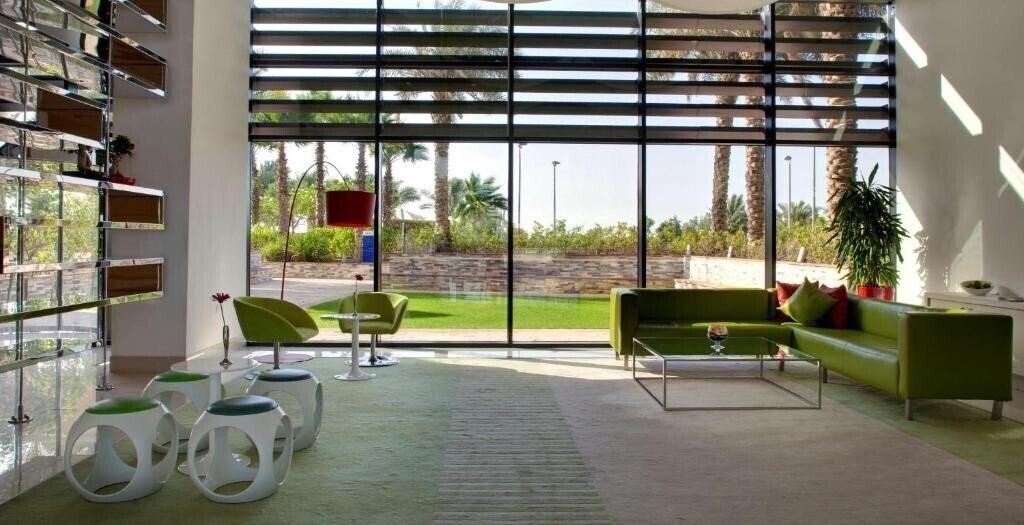 Изображение Park Inn Abu Dhabi Yas Island 3*