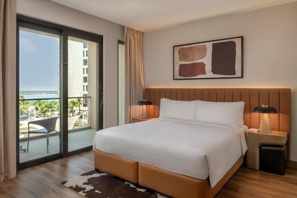 Зображення Staybridge Suites Abu Dhabi Yas Island 4*