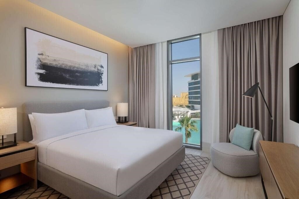 Фото DoubleTree by Hilton Abu Dhabi Yas Island Residences 4*