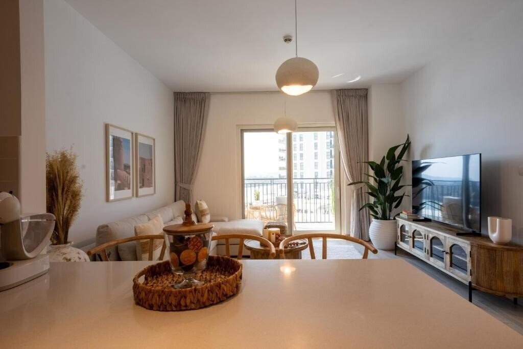 Картинка Otolo Homes Apartments on Yas Island 3*