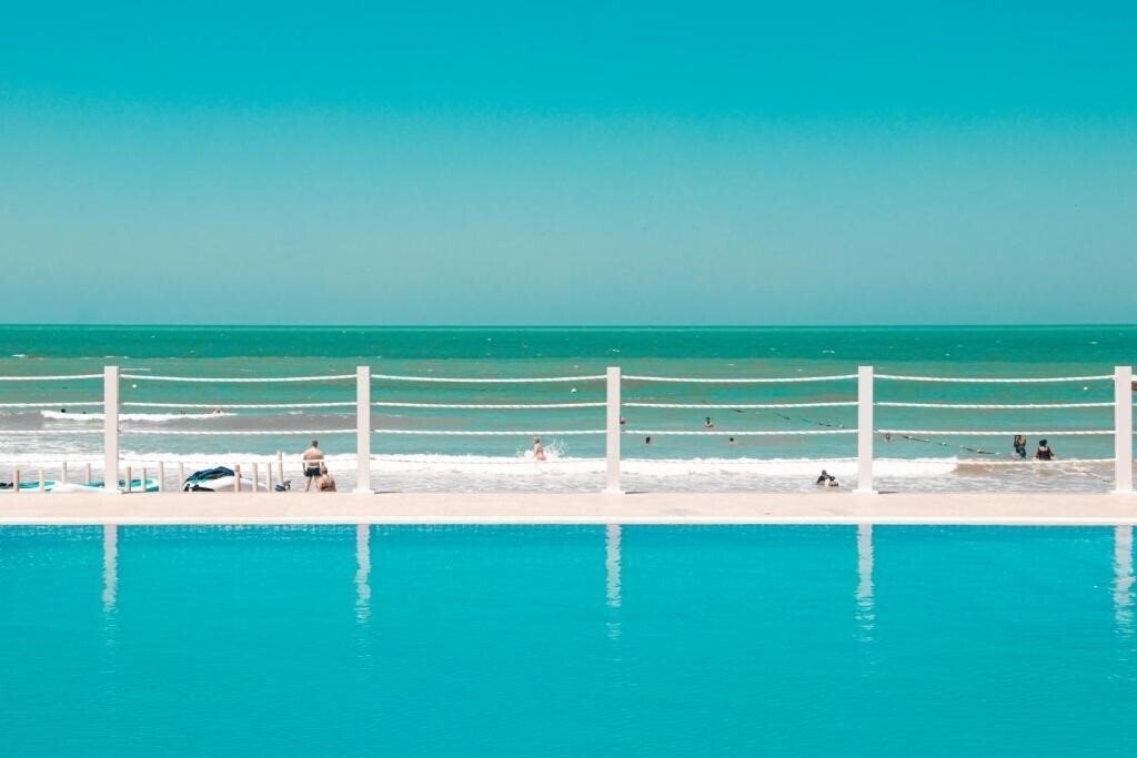 Зображення BM Beach Hotel 4*