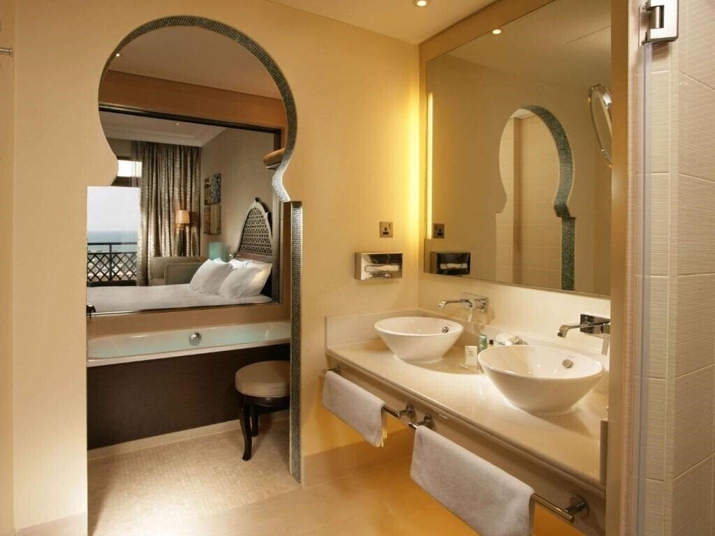 Фотографія Rixos Al Mairid Ras Al Khaimah (ex. Hilton Ras Al Khaimah Resort & Spa) 5*