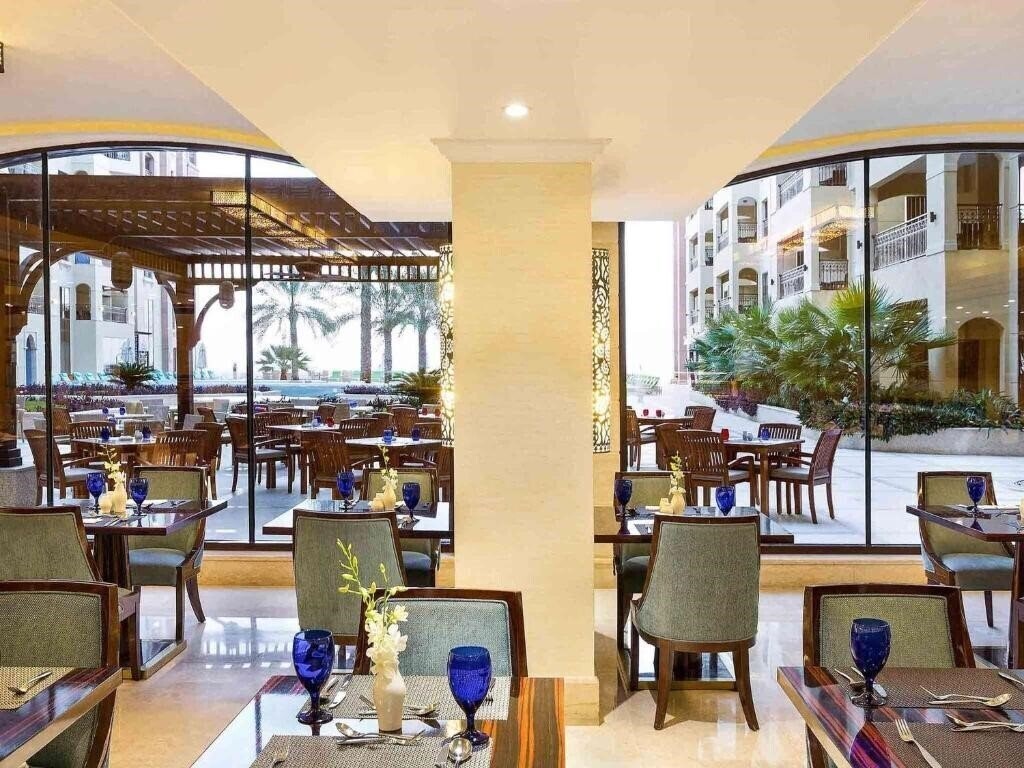 Зображення 	Pullman Resort Al Marjan Island (ex. Marjan Island Resort & Spa) 5*