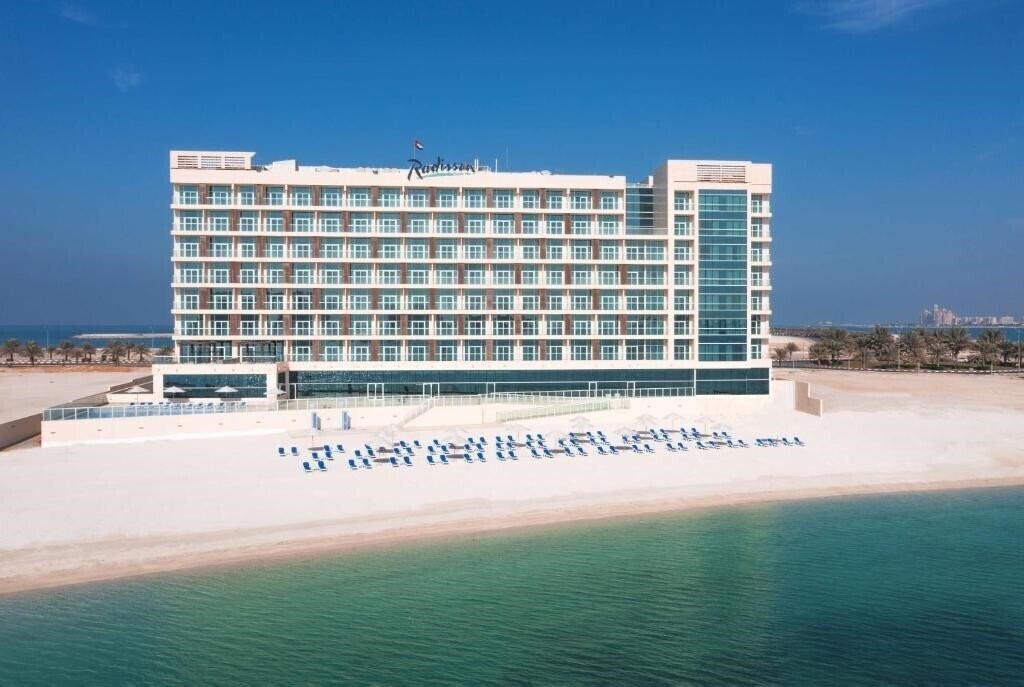 Отель Radisson Resort Ras Al Khaimah, Marjan Island 4*