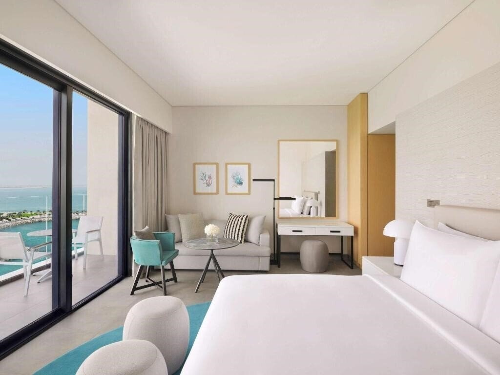 Изображение Movenpick Resort Al Marjan Island 5*