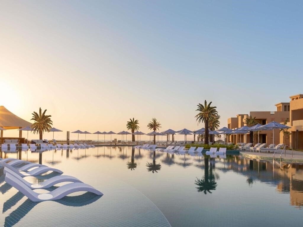 Отель Sofitel Al Hamra Beach Resort 5*