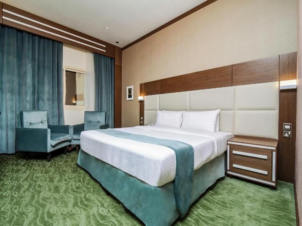Фото Ras Al Khaimah Hotel 4*