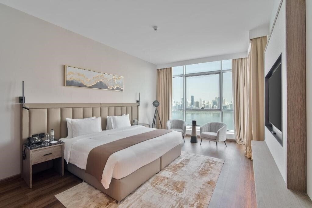 Отель Copthorne Hotel Sharjah 4*