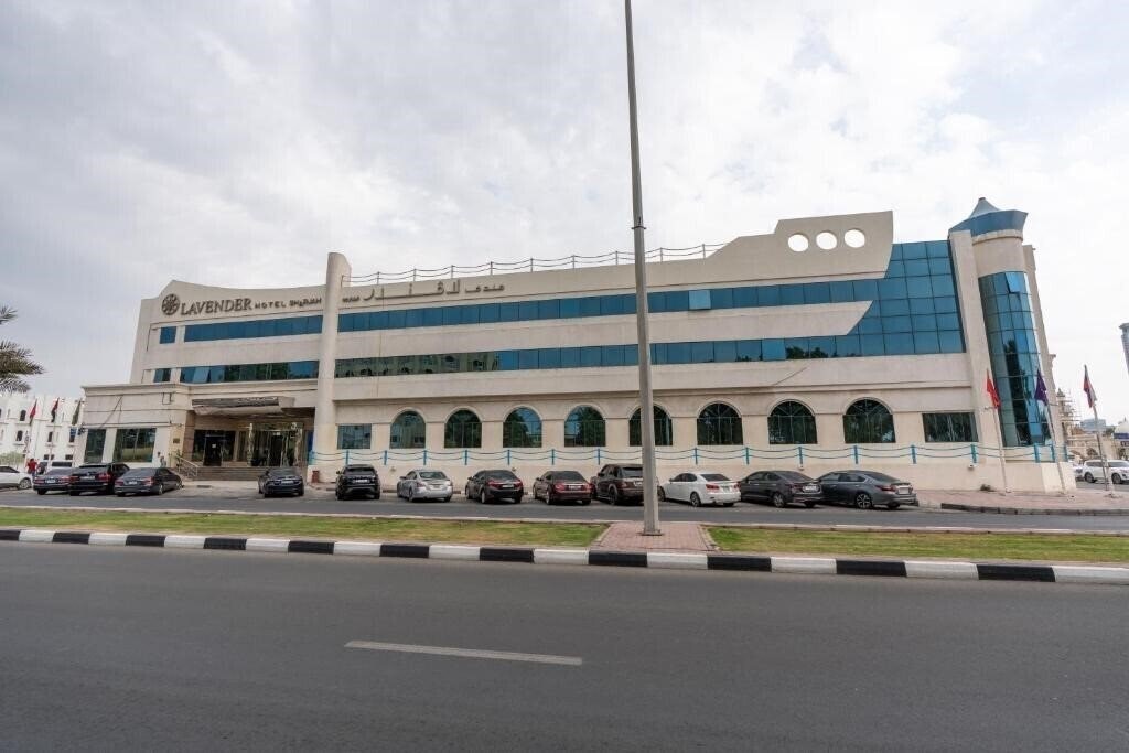 Готель Lavender Hotel Sharjah 4*