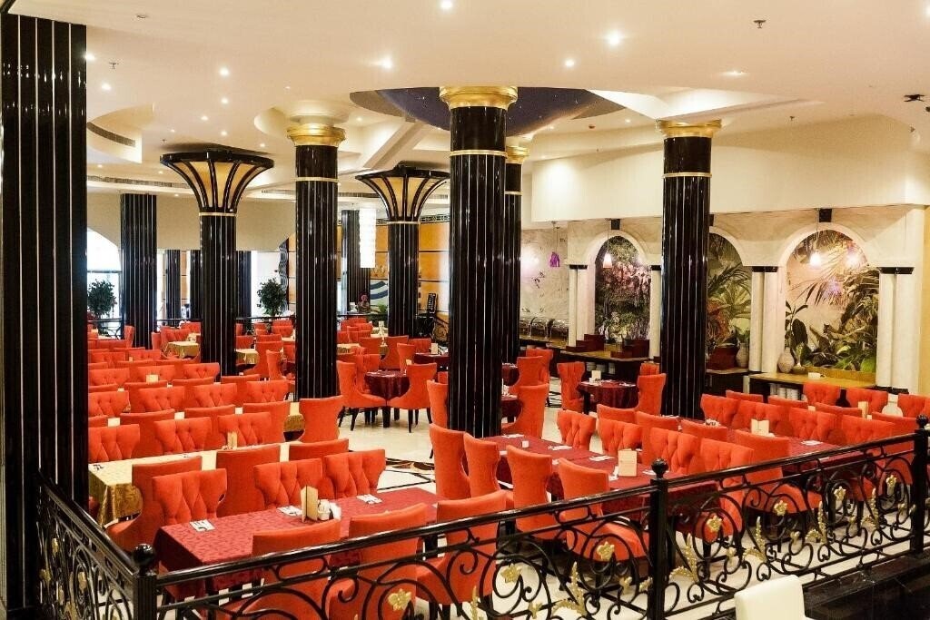 Картинка Red Castle Hotel 4*