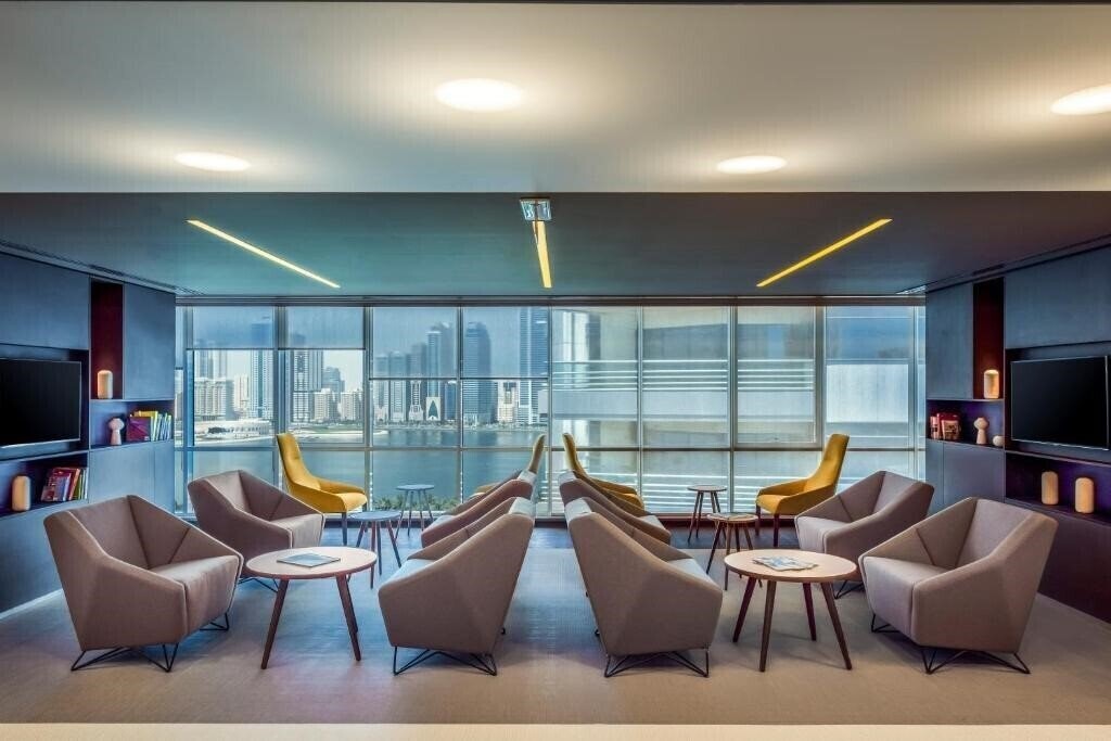 Фотография The Act Hotel Sharjah 5*