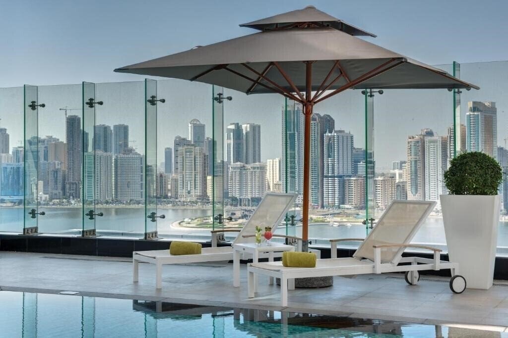 Изображение The Act Hotel Sharjah 5*