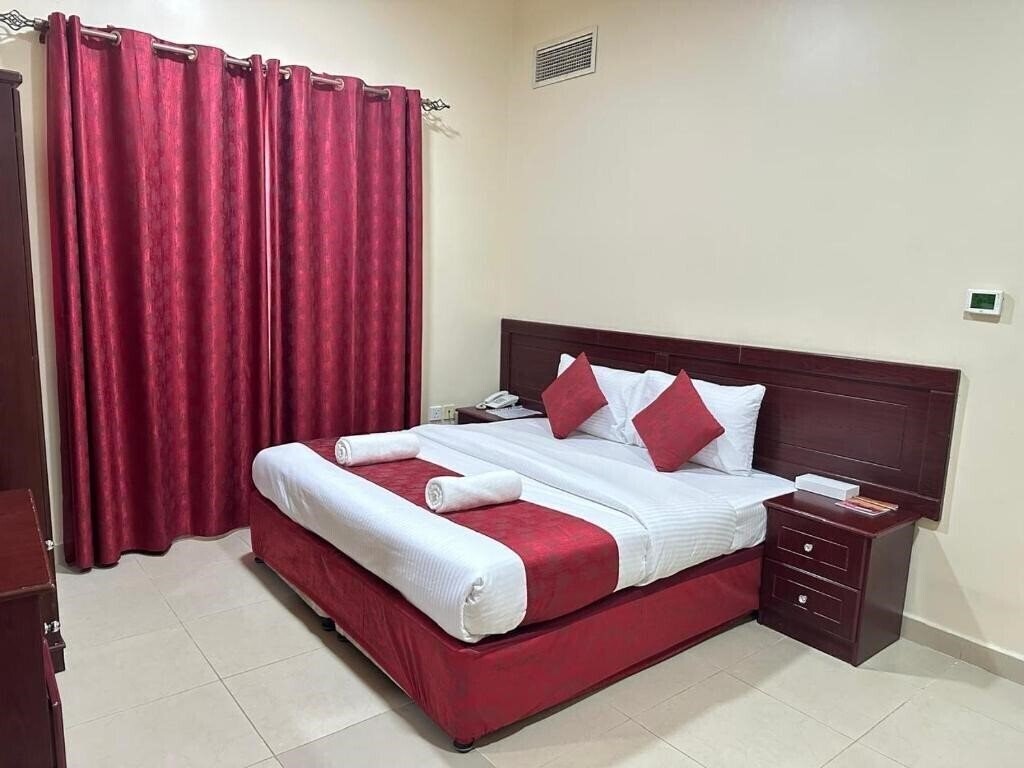 Готель Al Reem Hotel Apartments 2*
