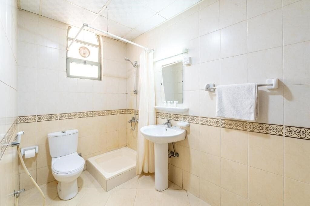 Фотографія Al Reem Hotel Apartments 2*