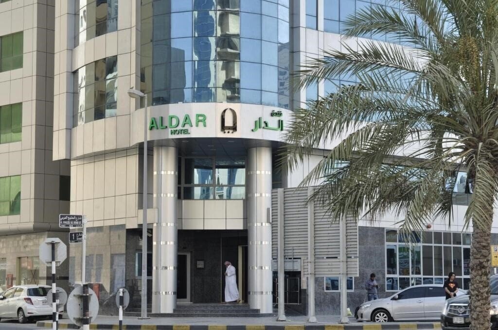 Готель Aldar Hotel 3*