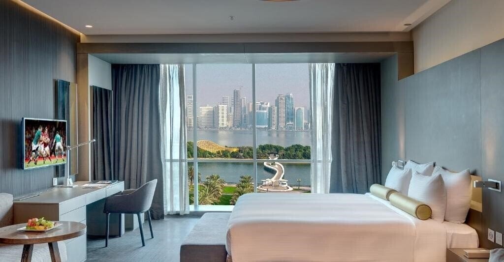 Готель 72 Hotel 5*