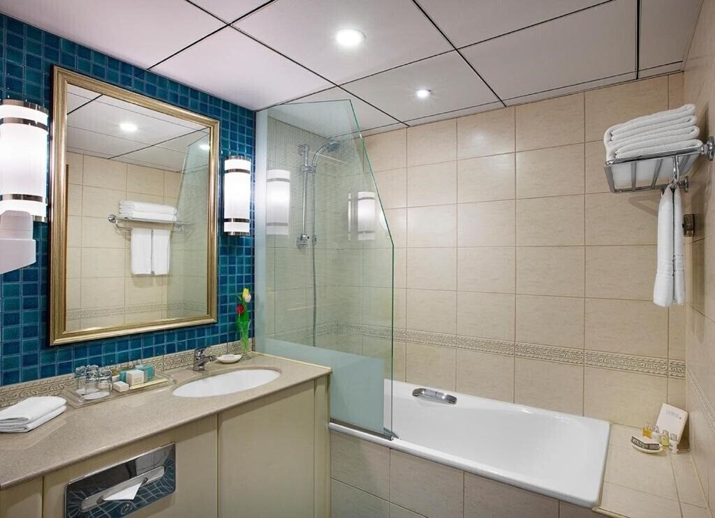 Фотографія Coral Beach Resort Sharjah 4*