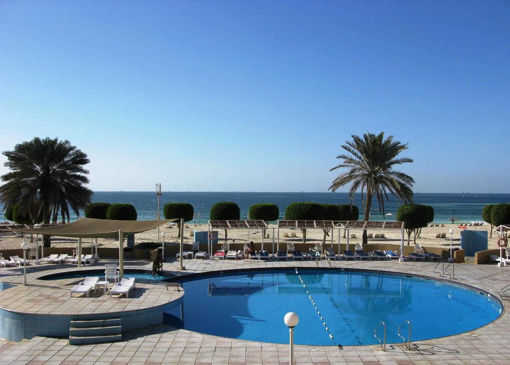 Готель Golden Beach Motel 3*