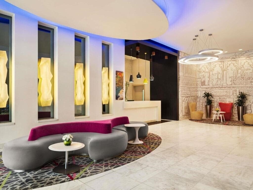 Готель Ibis Style Sharjah 3*