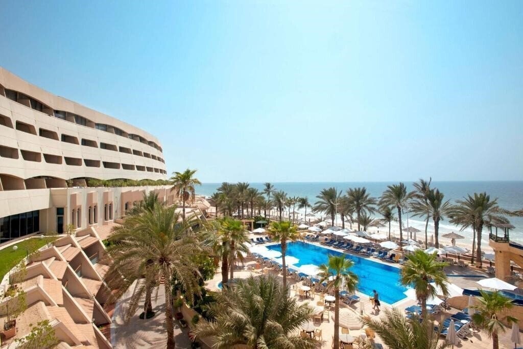 Отель Occidental Sharjah Grand Hotel (ex. Grand Hotel Sharjah) 4*