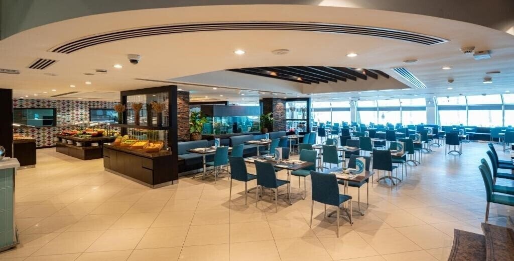 Зображення Occidental Sharjah Grand Hotel 4*