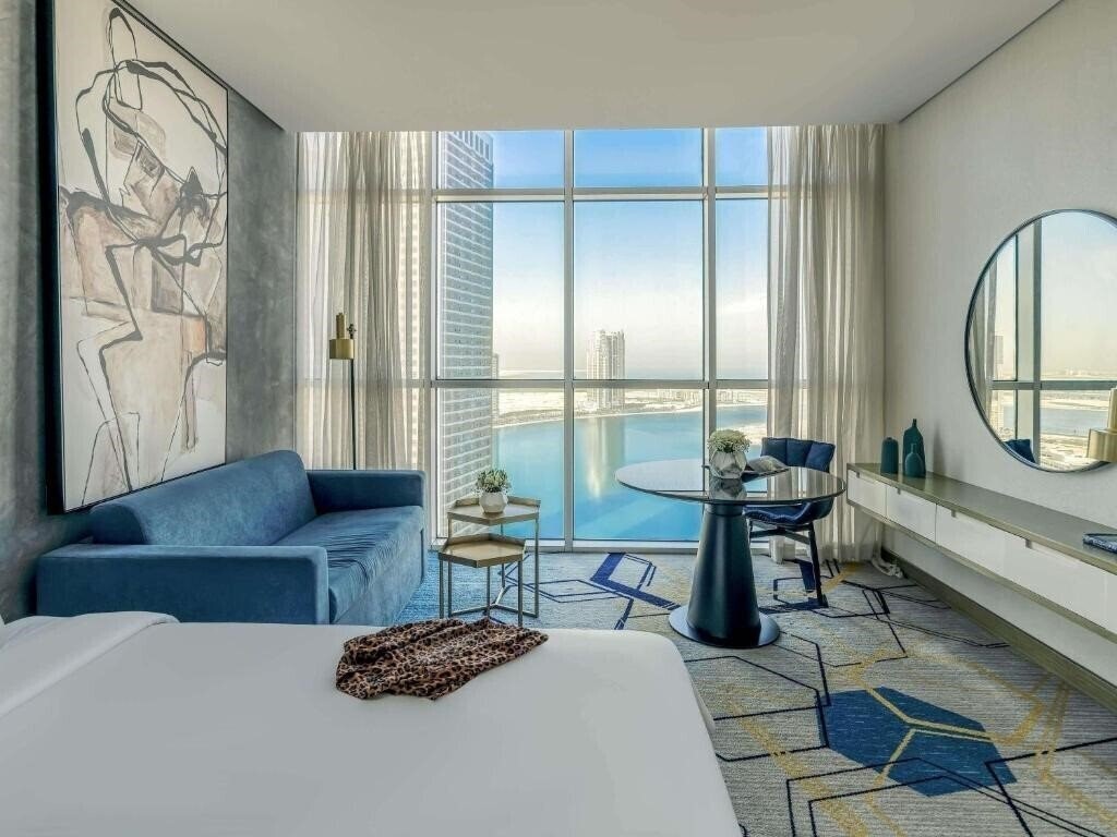 Фото Pullman Sharjah Hotel 5*