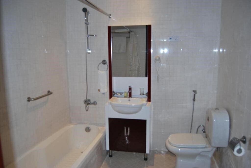 Отель Sharjah Airport Transit Hotel 1*